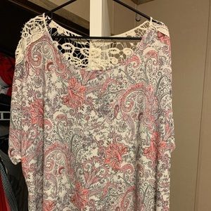 Ladys short sleeve shirt